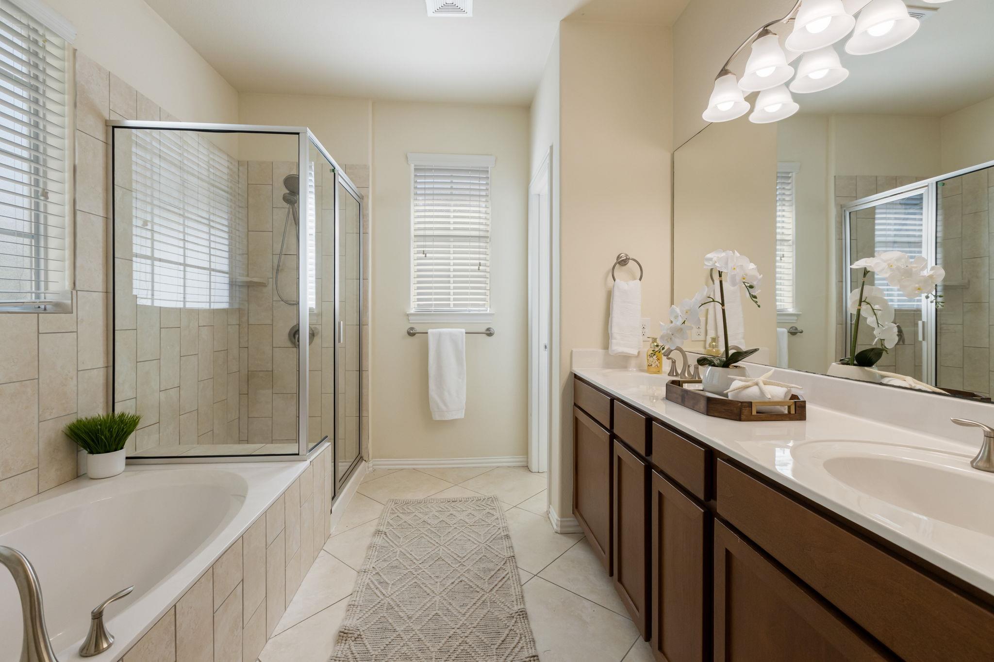 6715 Windrift Way # 20, Austin, TX 78745