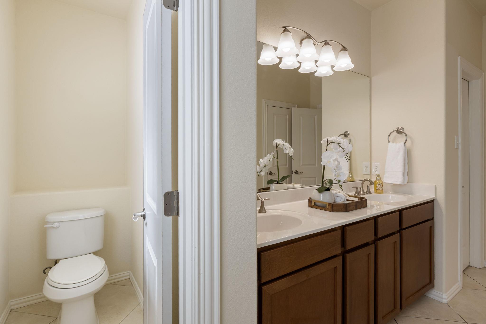 6715 Windrift Way # 20, Austin, TX 78745