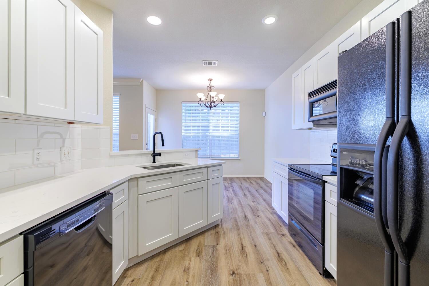 2632 Century Park Blvd # 18, Austin, TX 78727