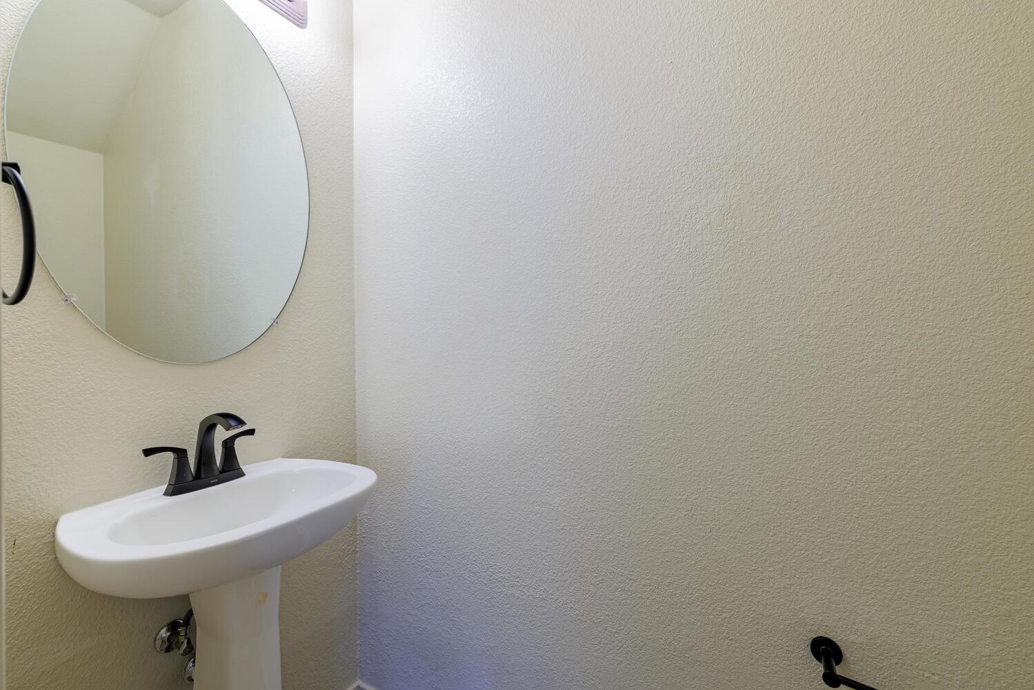 2632 Century Park Blvd # 18, Austin, TX 78727