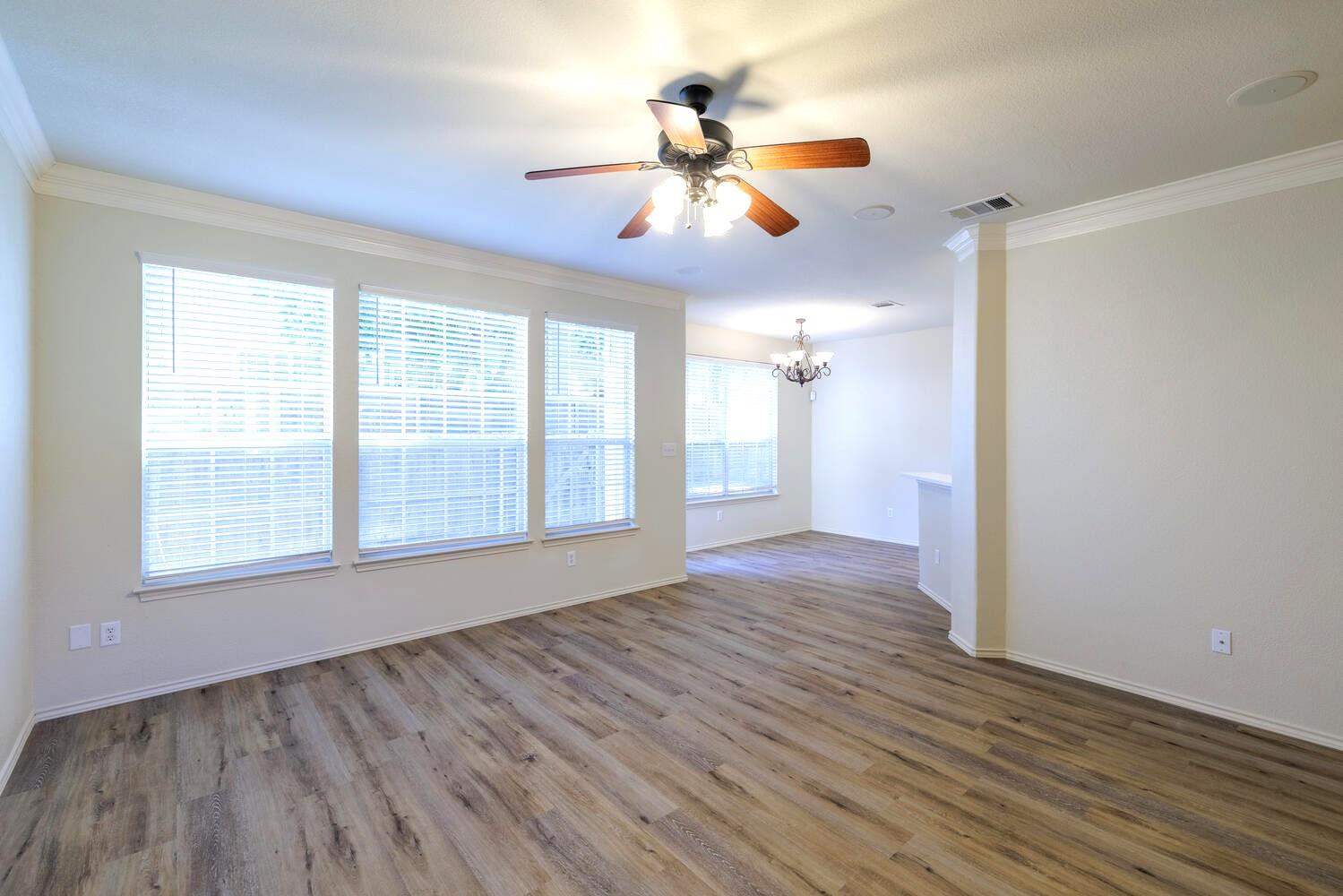 2632 Century Park Blvd # 18, Austin, TX 78727