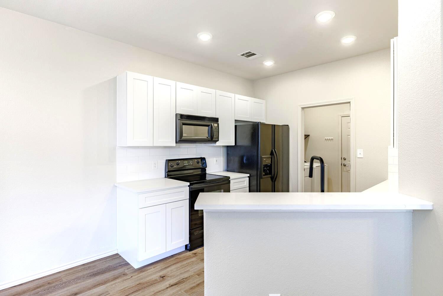 2632 Century Park Blvd # 18, Austin, TX 78727