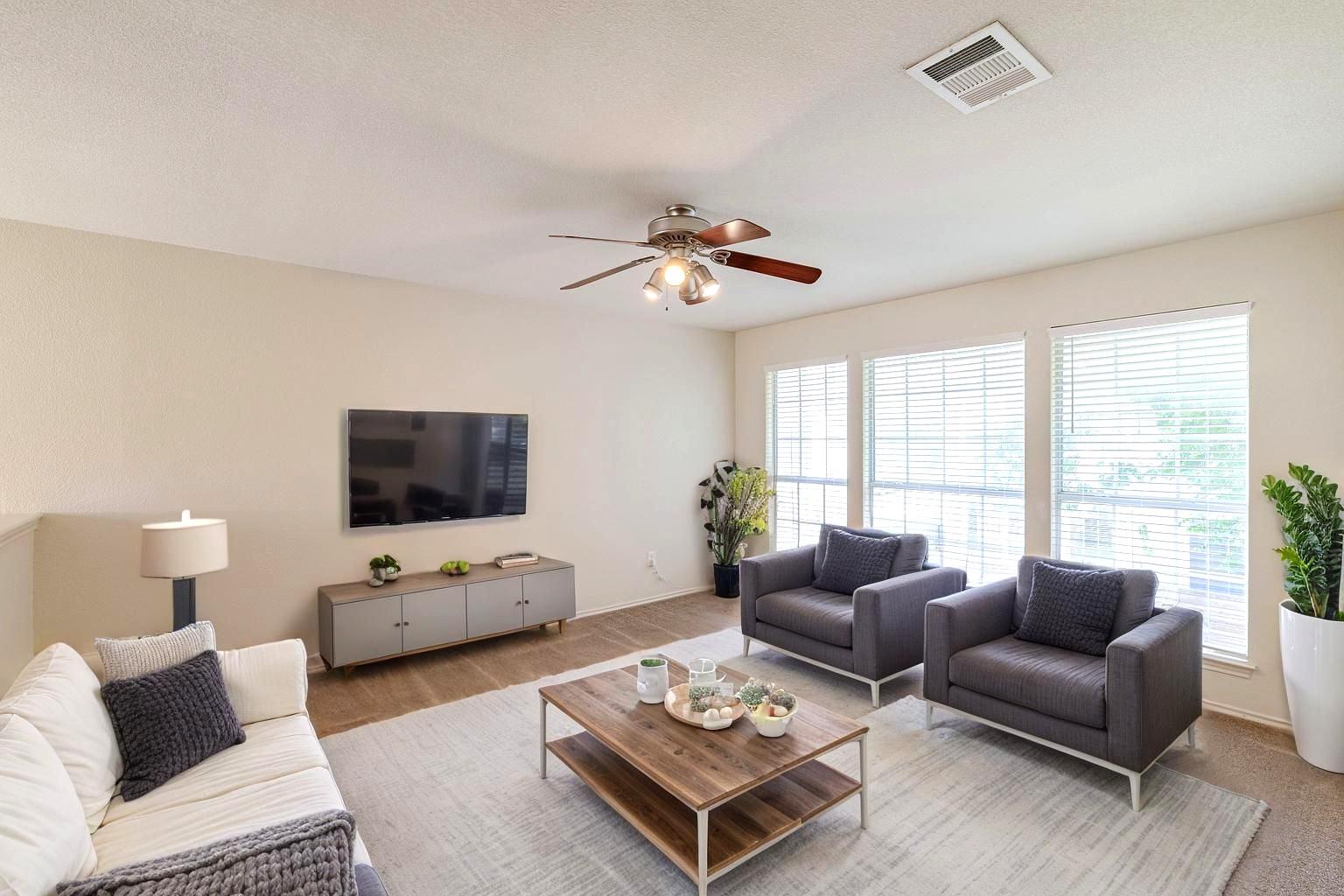 2632 Century Park Blvd # 18, Austin, TX 78727