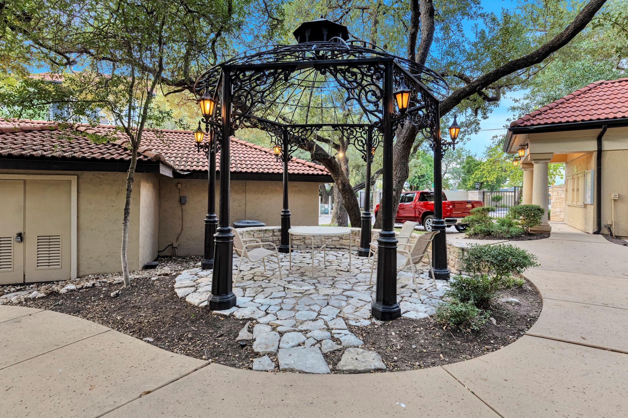 9525 N Capital Of Texas Highway # 124, Austin, TX 78746