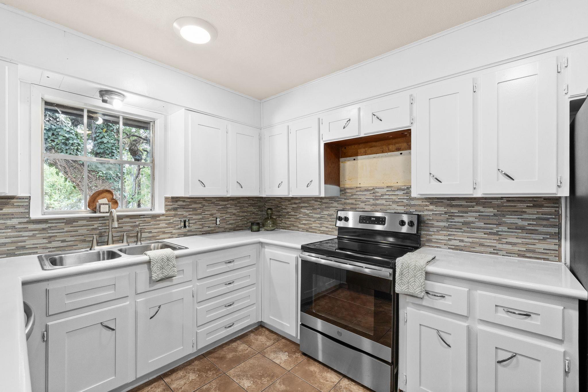 513 E 27th Ave, Belton, TX 76513