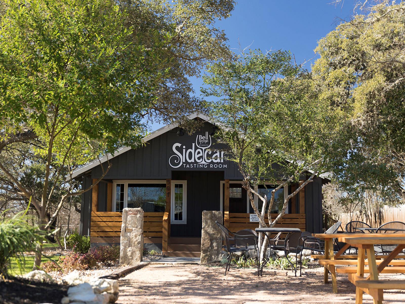 470 El Capitan Loop, Dripping Springs, TX 78620