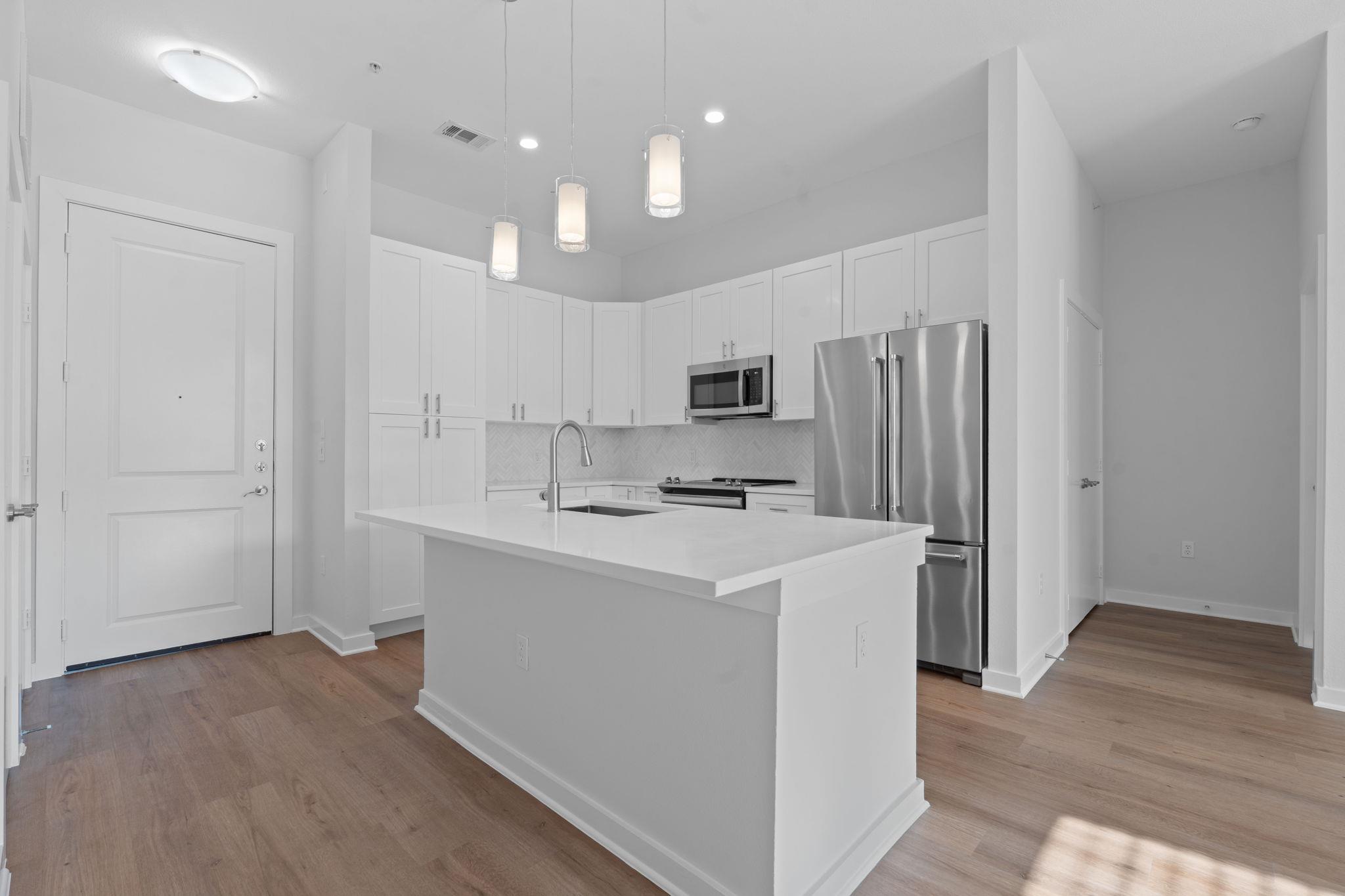 1900 BARTON SPRINGS Rd # 2019, Austin, TX 78704