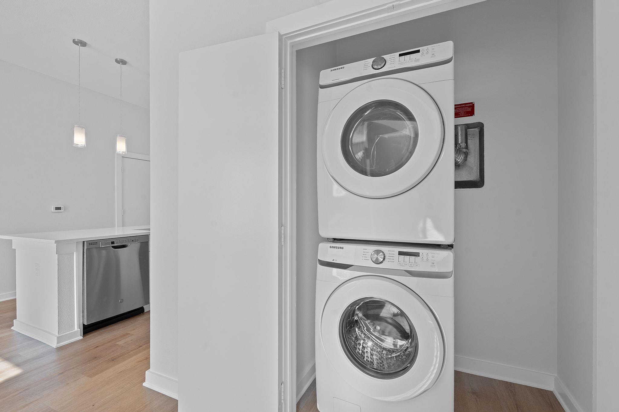 1900 BARTON SPRINGS Rd # 2019, Austin, TX 78704