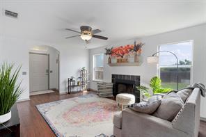 348 Spillway Dr, Kyle, TX 78640