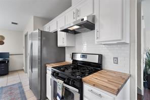 348 Spillway Dr, Kyle, TX 78640