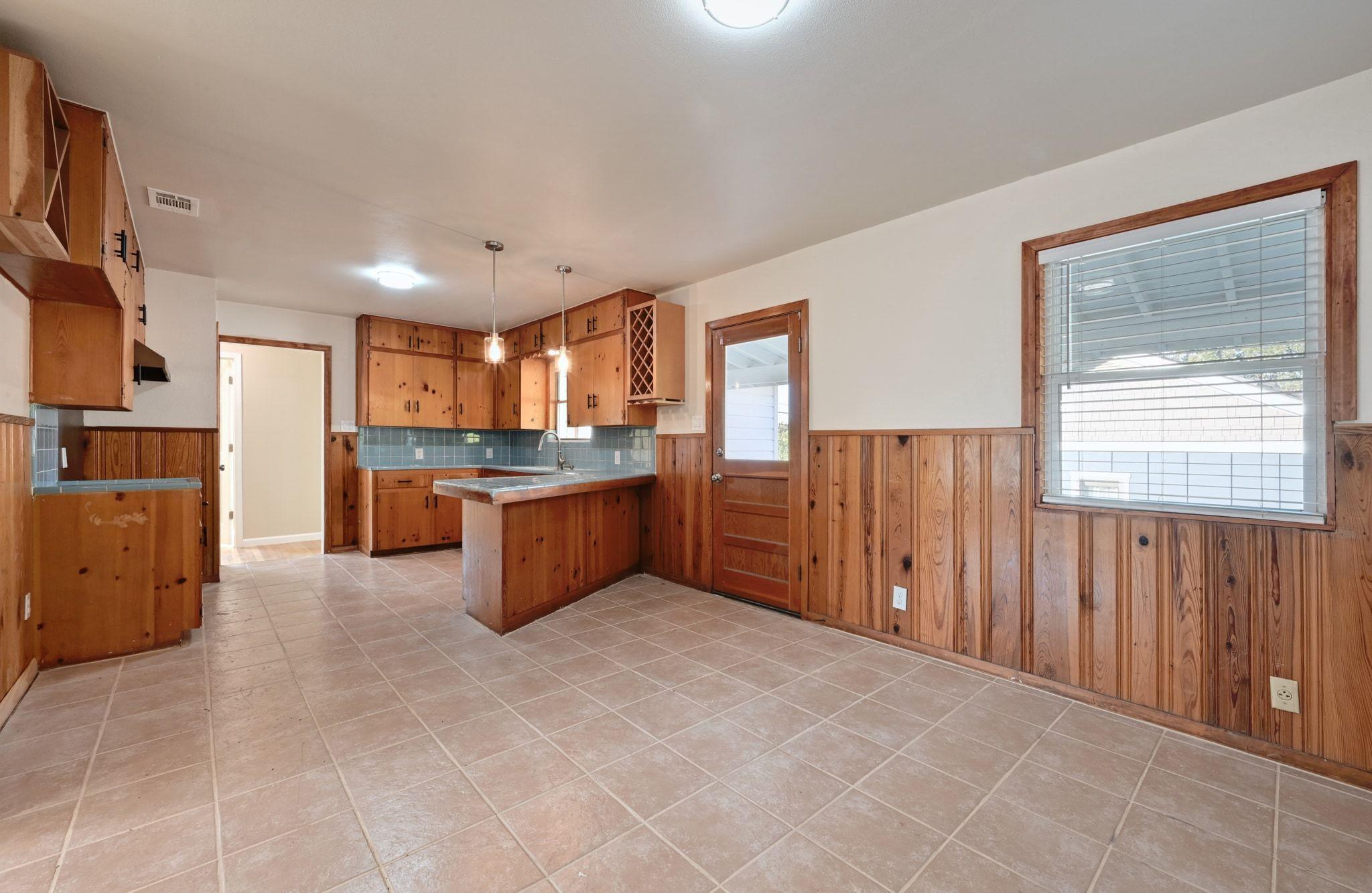 1900 Cedar Ave, Austin, TX 78722