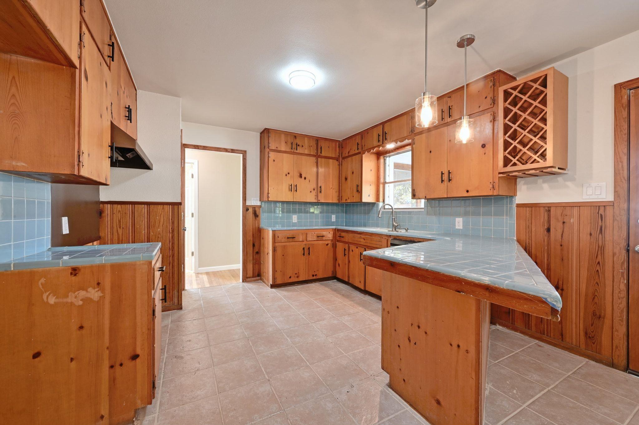 1900 Cedar Ave, Austin, TX 78722