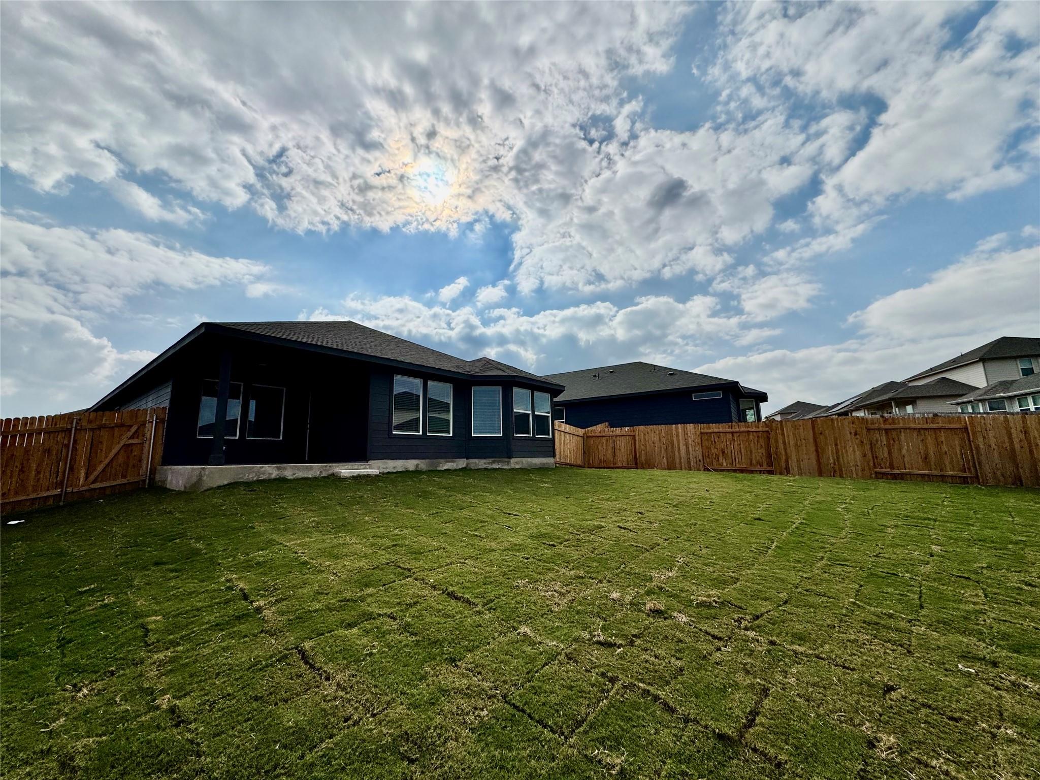 440 El Capitan Loop, Dripping Springs, TX 78620