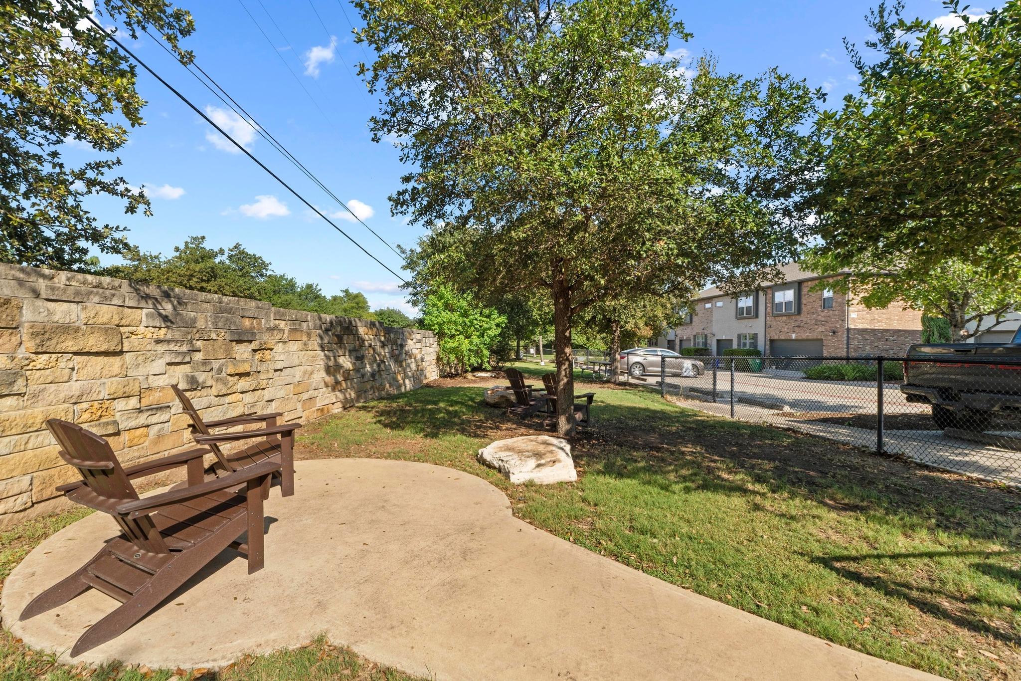 7220 Wyoming Springs Dr # 104, Round Rock, TX 78681