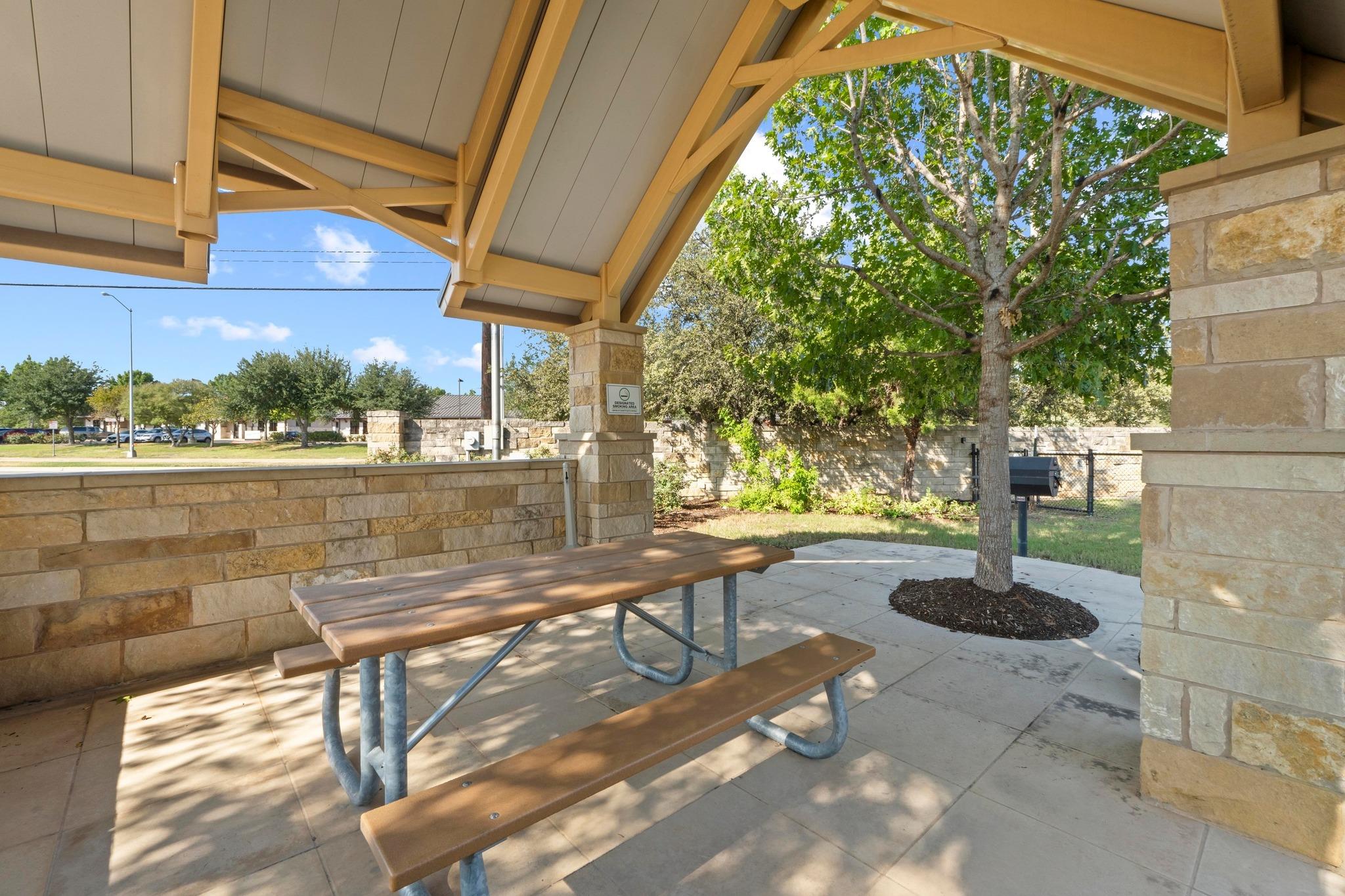 7220 Wyoming Springs Dr # 104, Round Rock, TX 78681