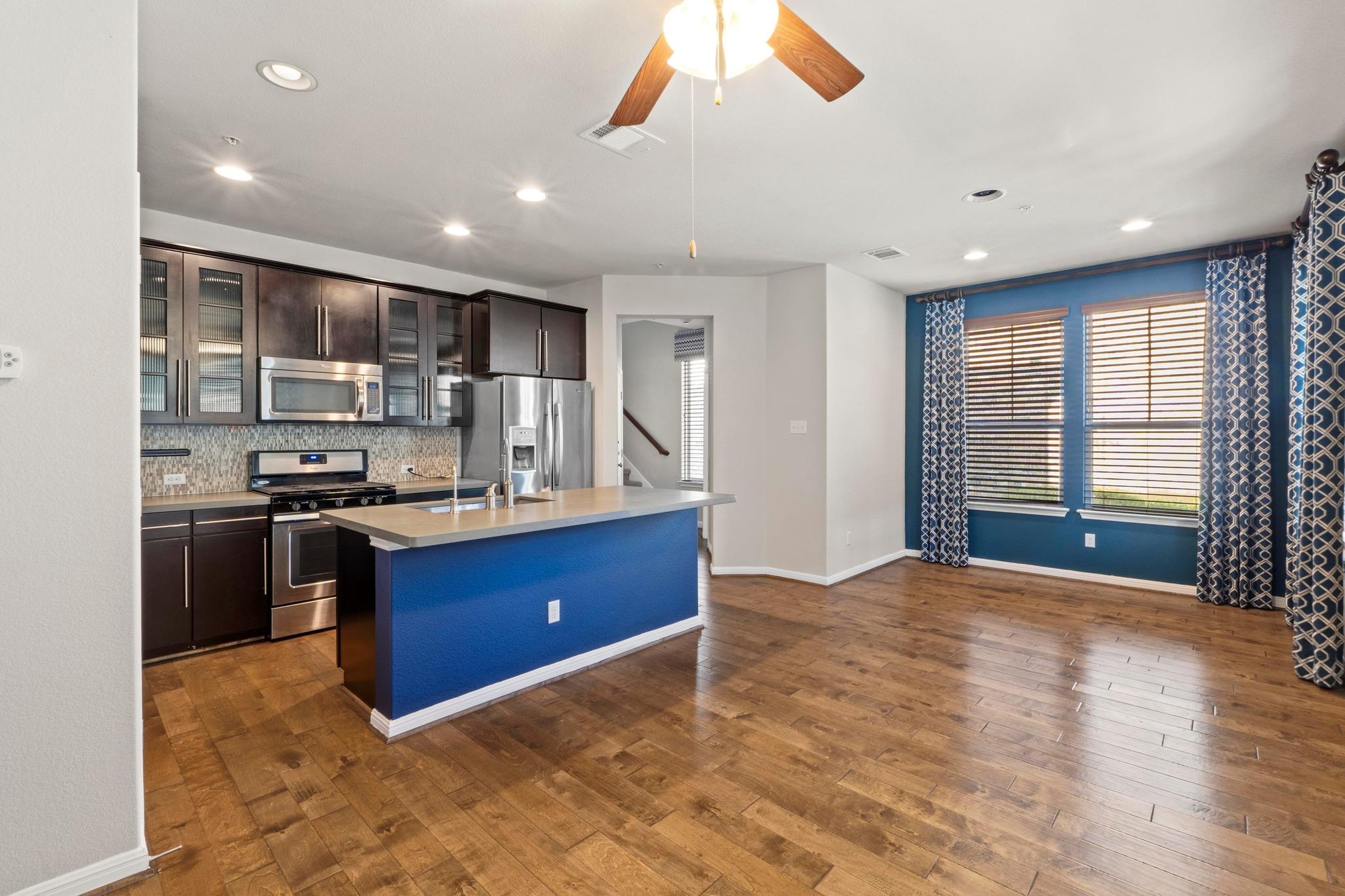 7220 Wyoming Springs Dr # 104, Round Rock, TX 78681