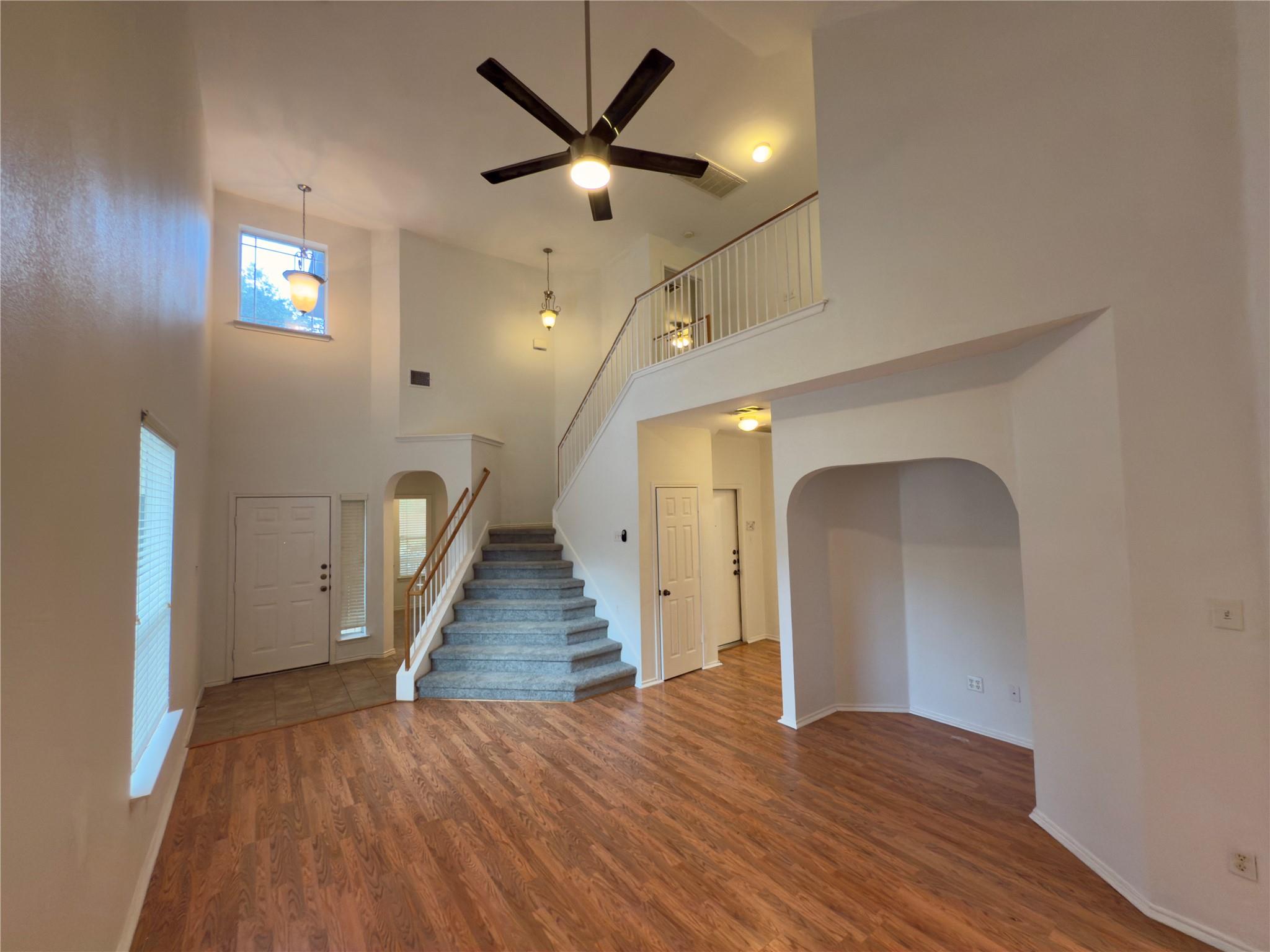 10317 Laredo Dr, Austin, TX 78748