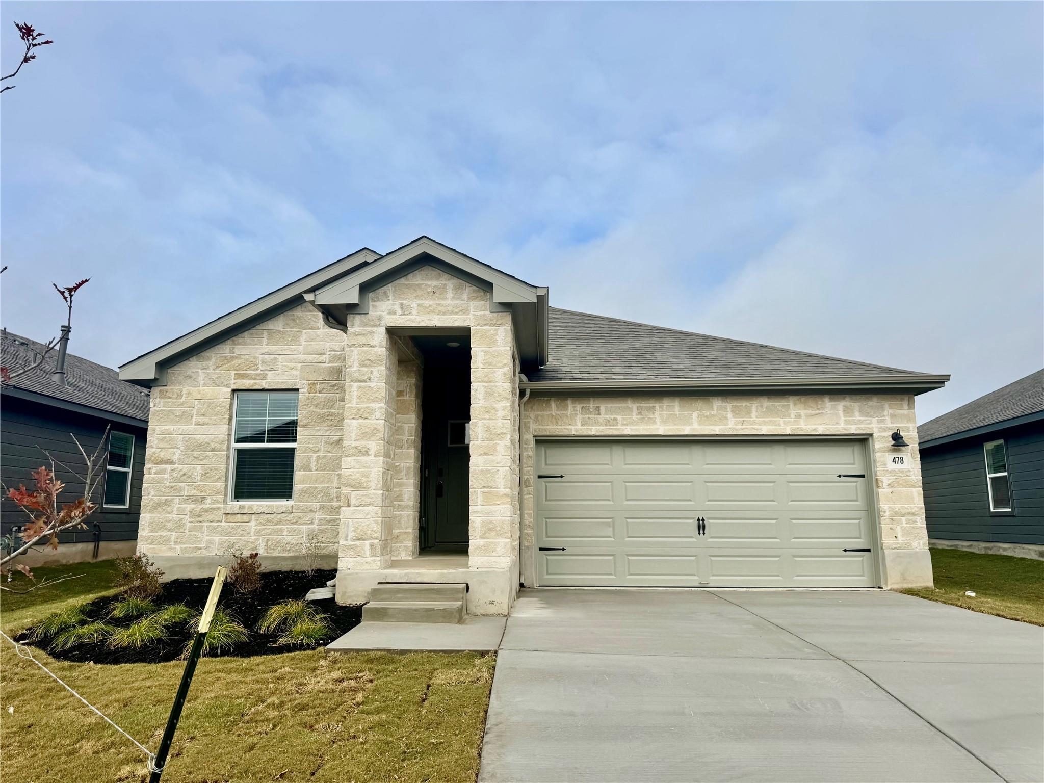 478 El Capitan Loop, Dripping Springs, TX 78620