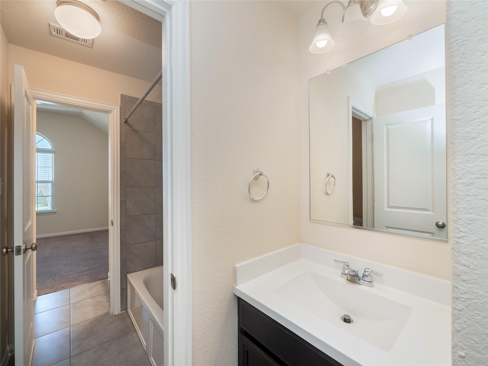 3337 Pauling Loop, Round Rock, TX 78665