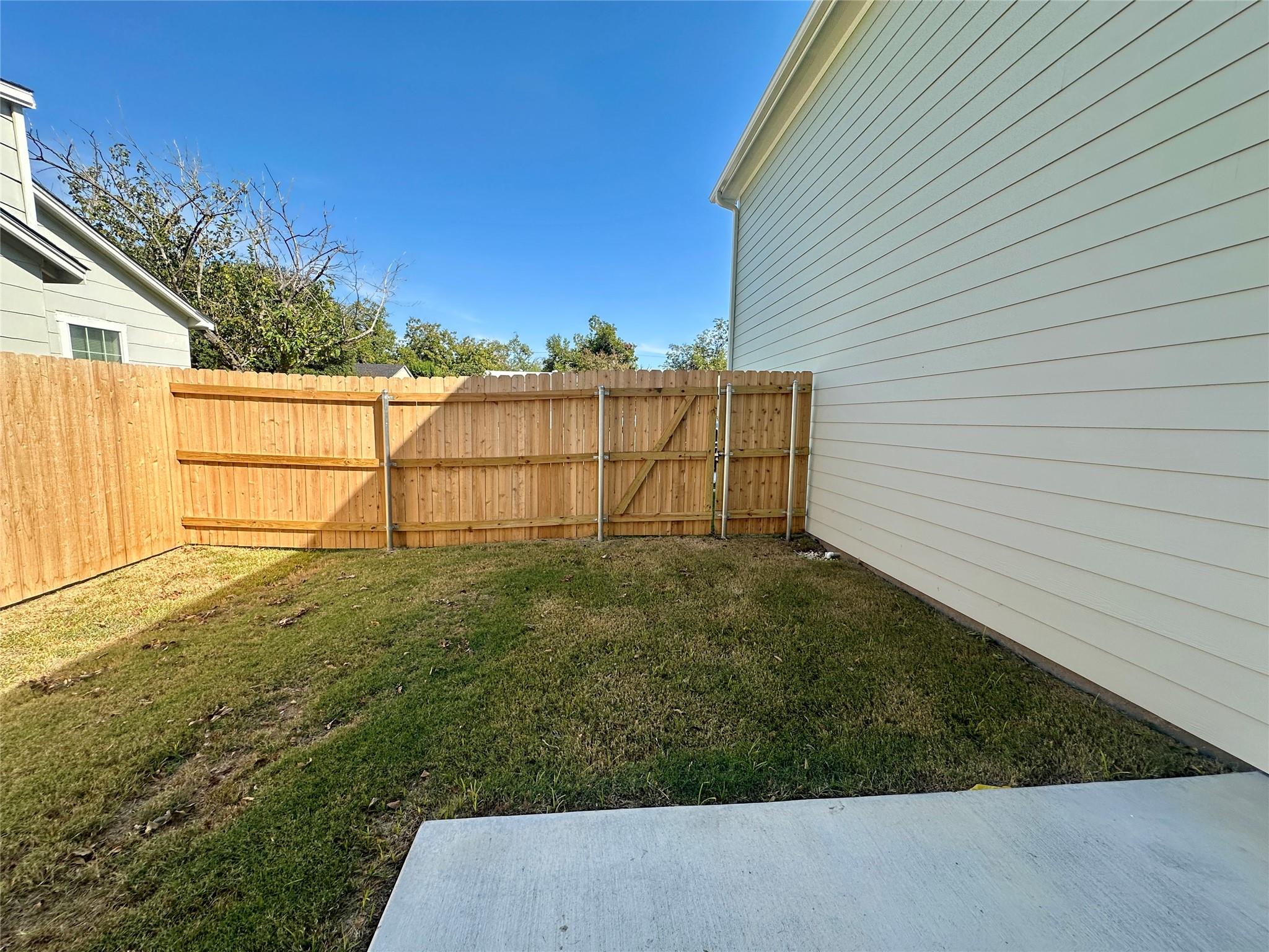 1118 S 51st St # B, Temple, TX 76504