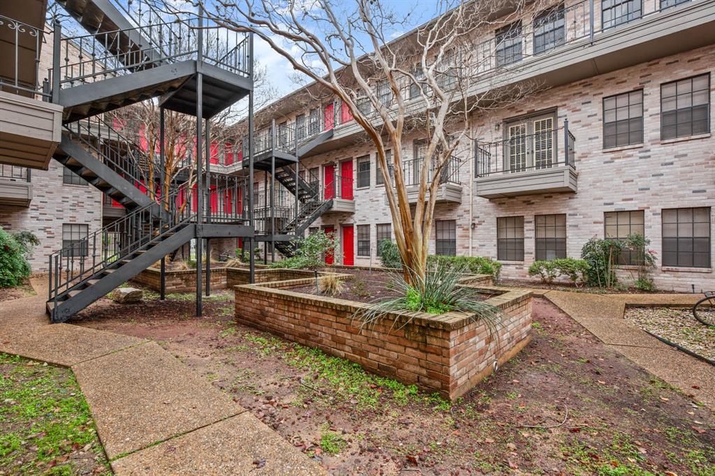 2216 San Gabriel St # 201, Austin, TX 78705