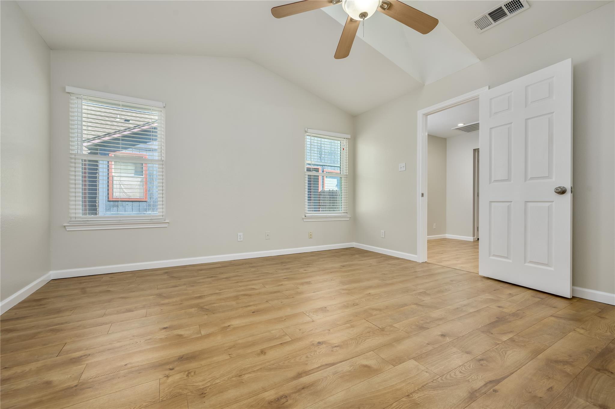 520 Cutty Trl, Lakeway, TX 78734