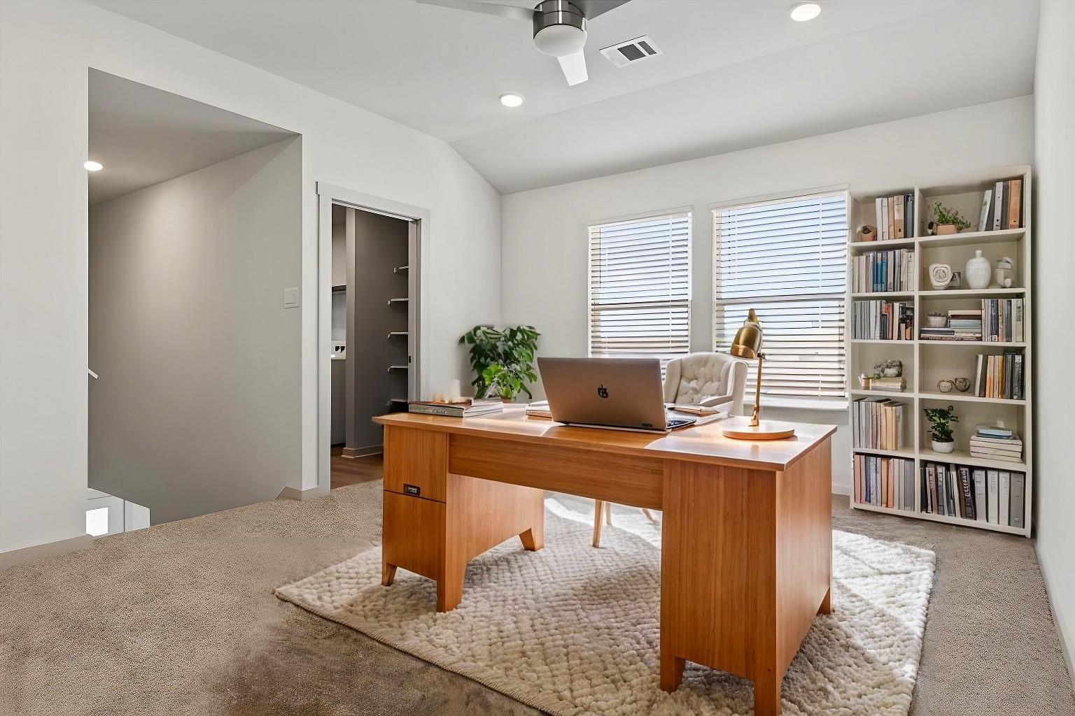 530 Wilshire Rd, San Marcos, TX 78666