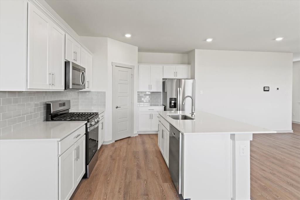 530 Wilshire Rd, San Marcos, TX 78666