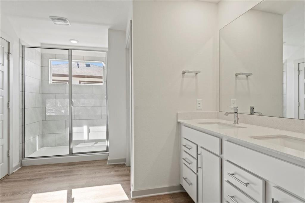 530 Wilshire Rd, San Marcos, TX 78666