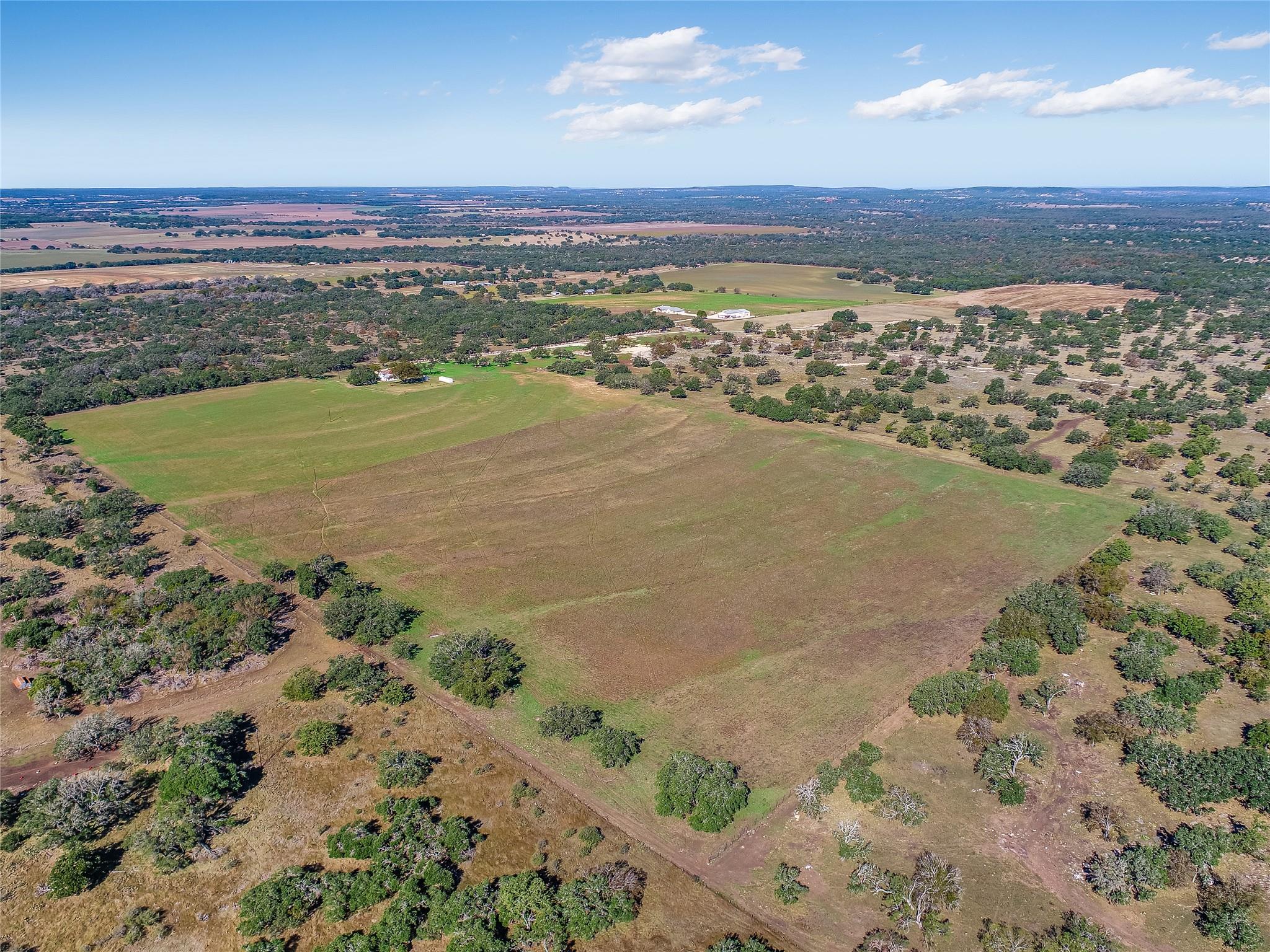 788 Clarence Jacoby Rd, Fredericksburg, TX 78624