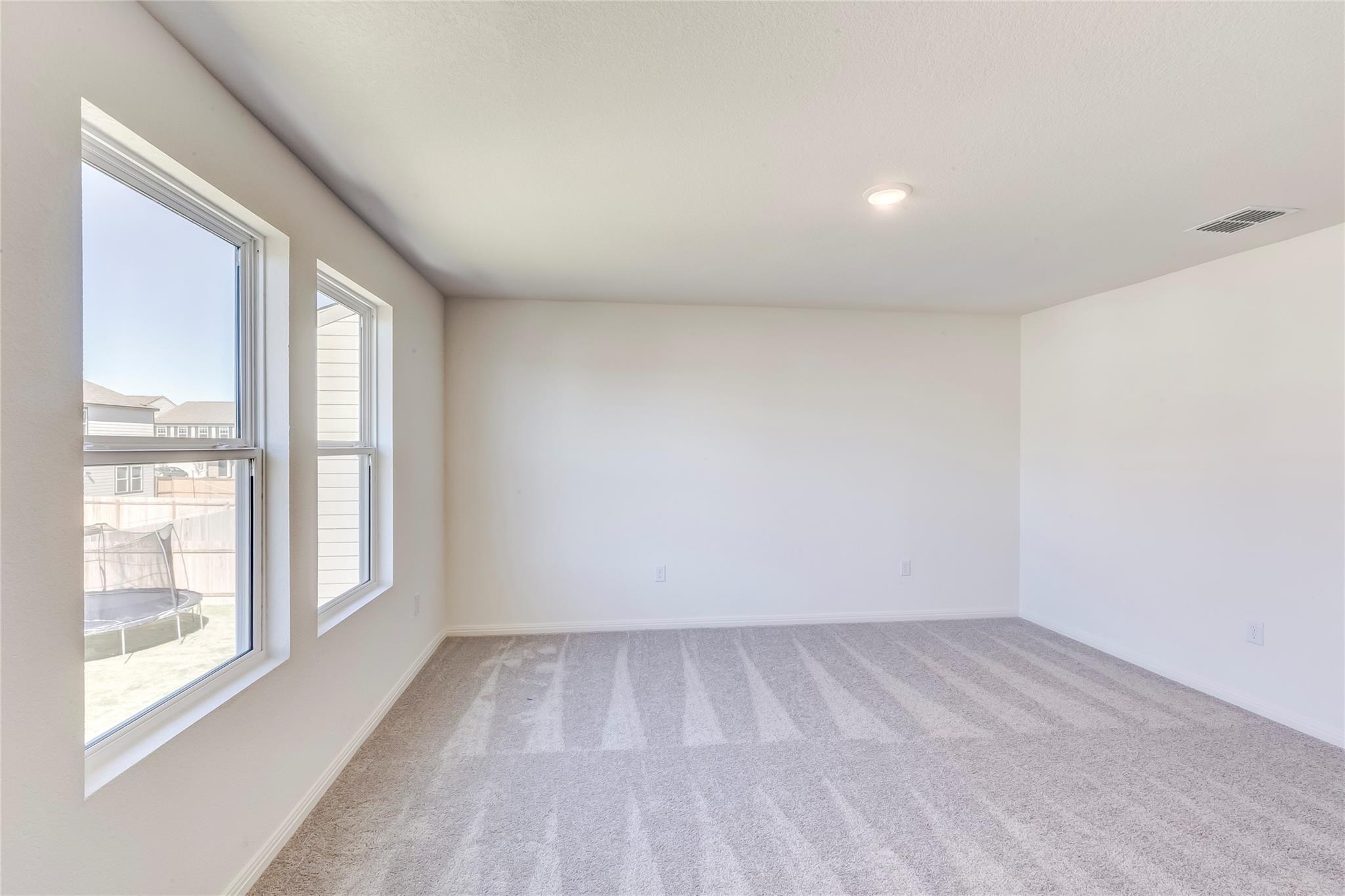 344 Enforcer Loop, Jarrell, TX 76537