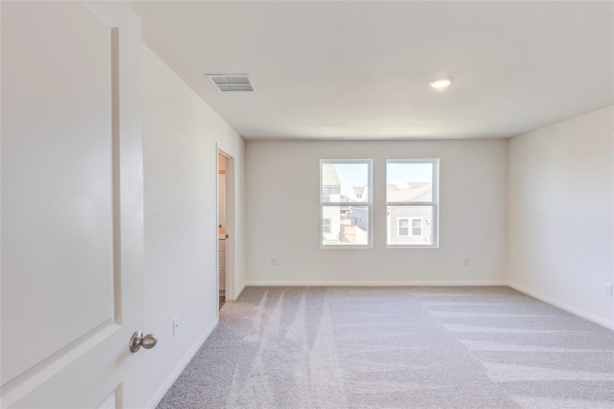 344 Enforcer Loop, Jarrell, TX 76537