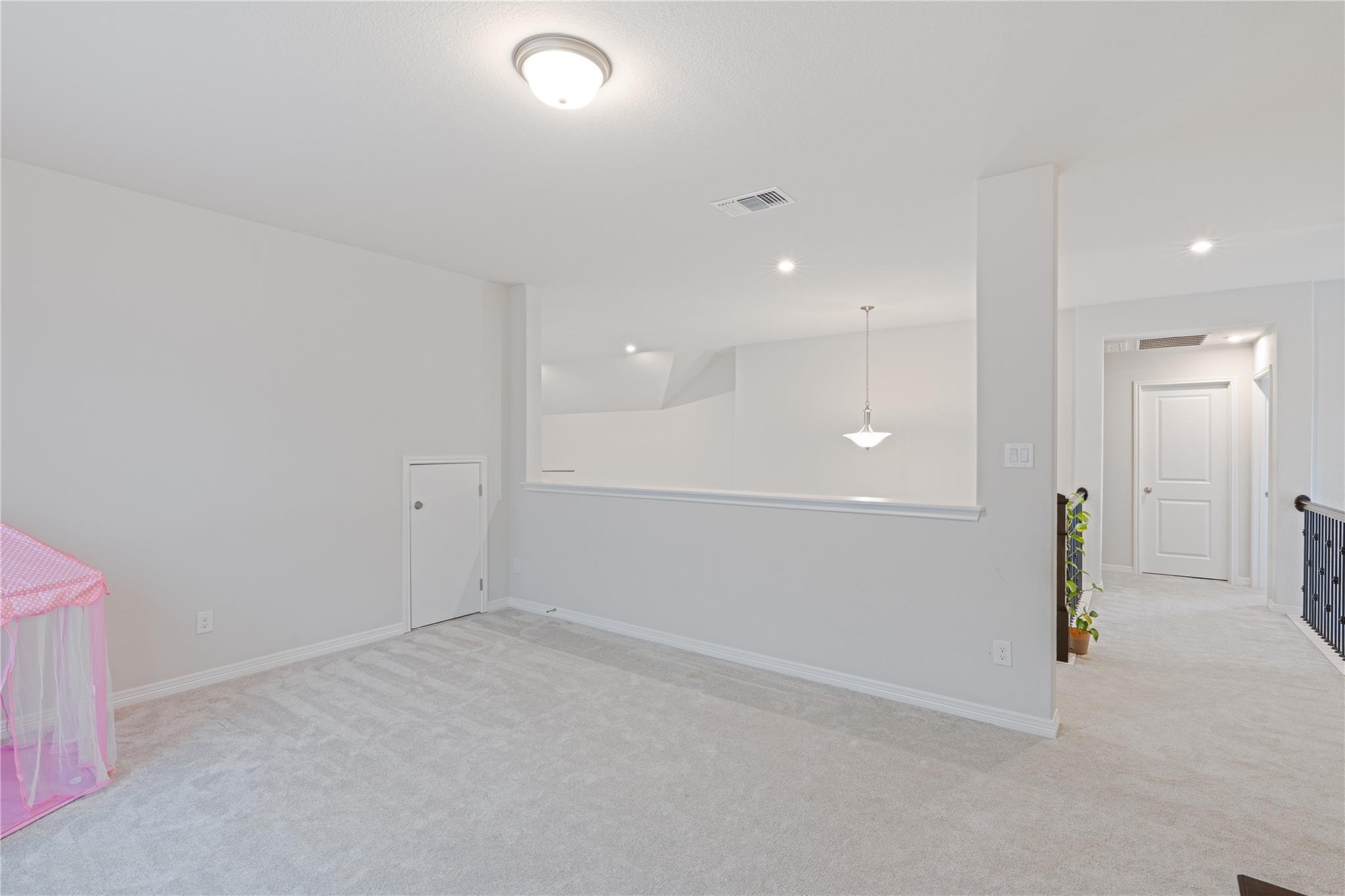 213 Mira Mesa Dr, Liberty Hill, TX 78642