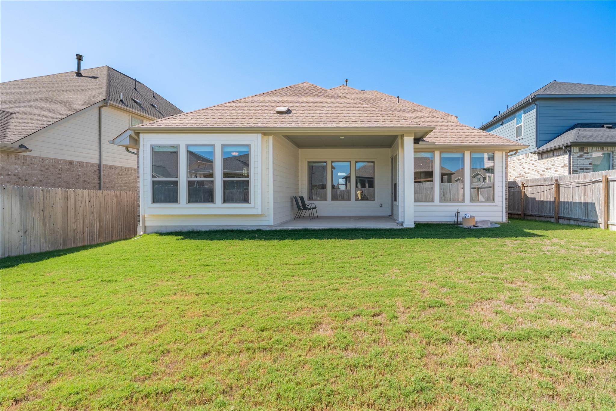 213 Mira Mesa Dr, Liberty Hill, TX 78642