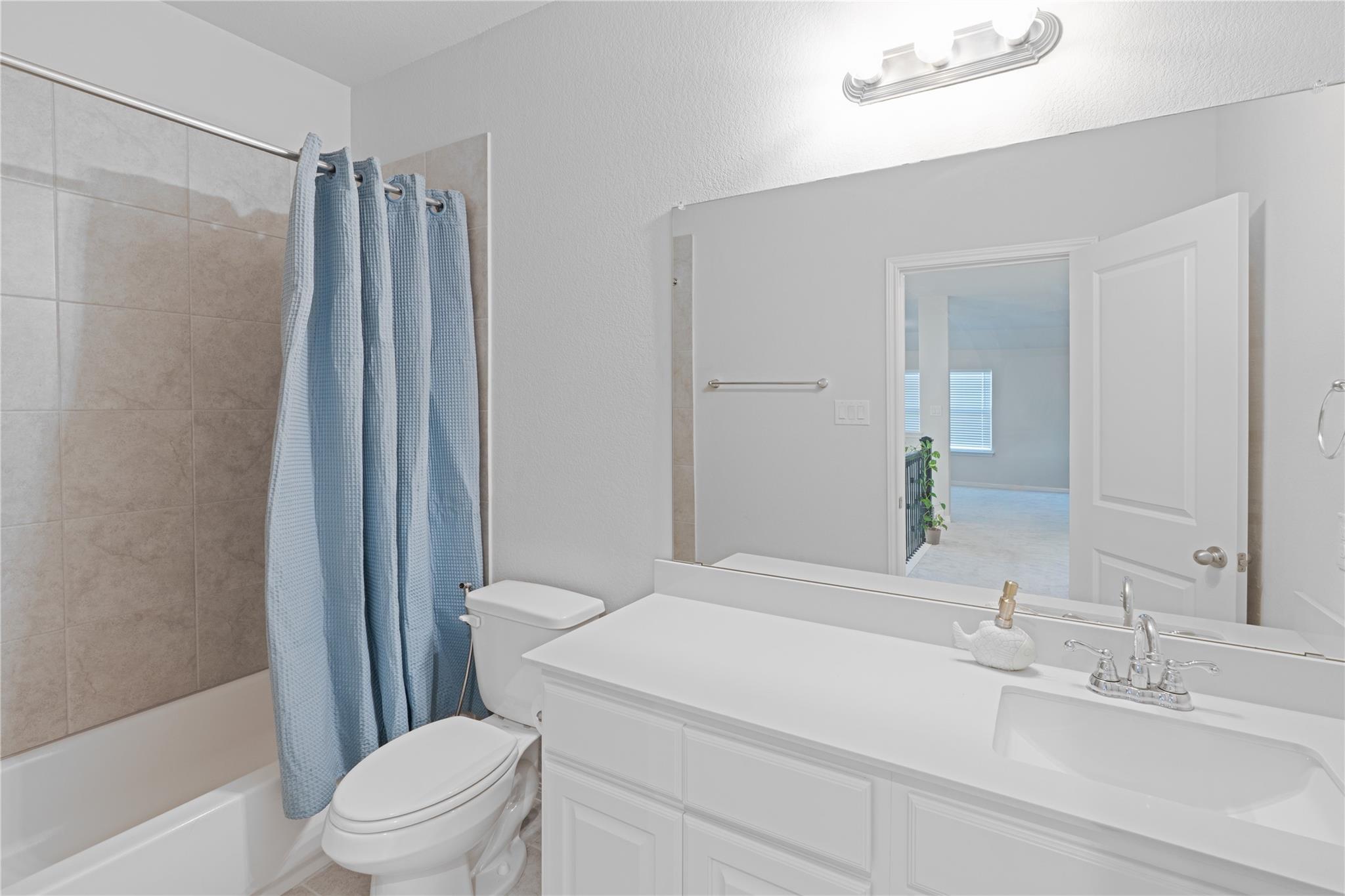 213 Mira Mesa Dr, Liberty Hill, TX 78642