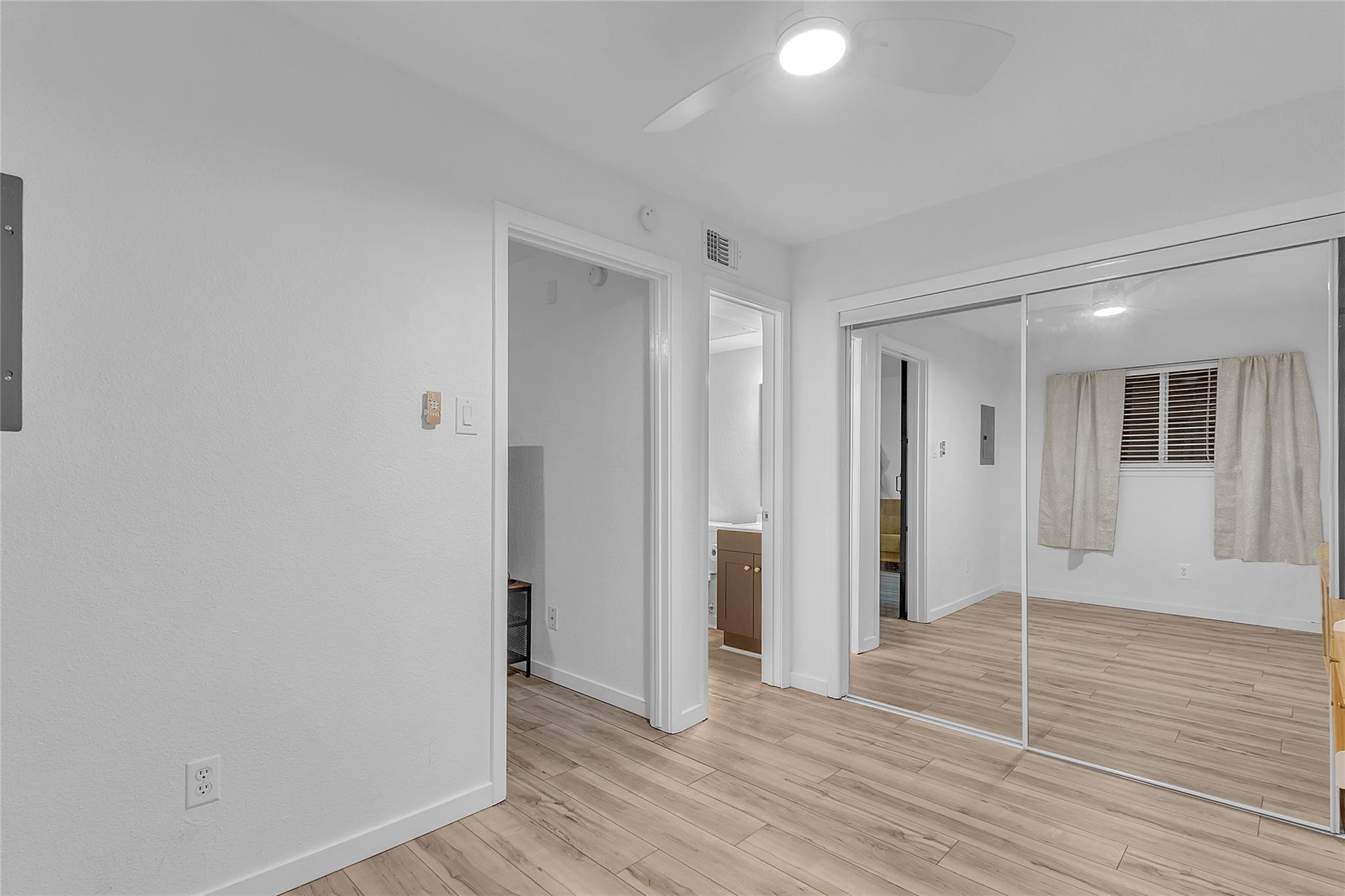 1840 Burton Dr # 184, Austin, TX 78741