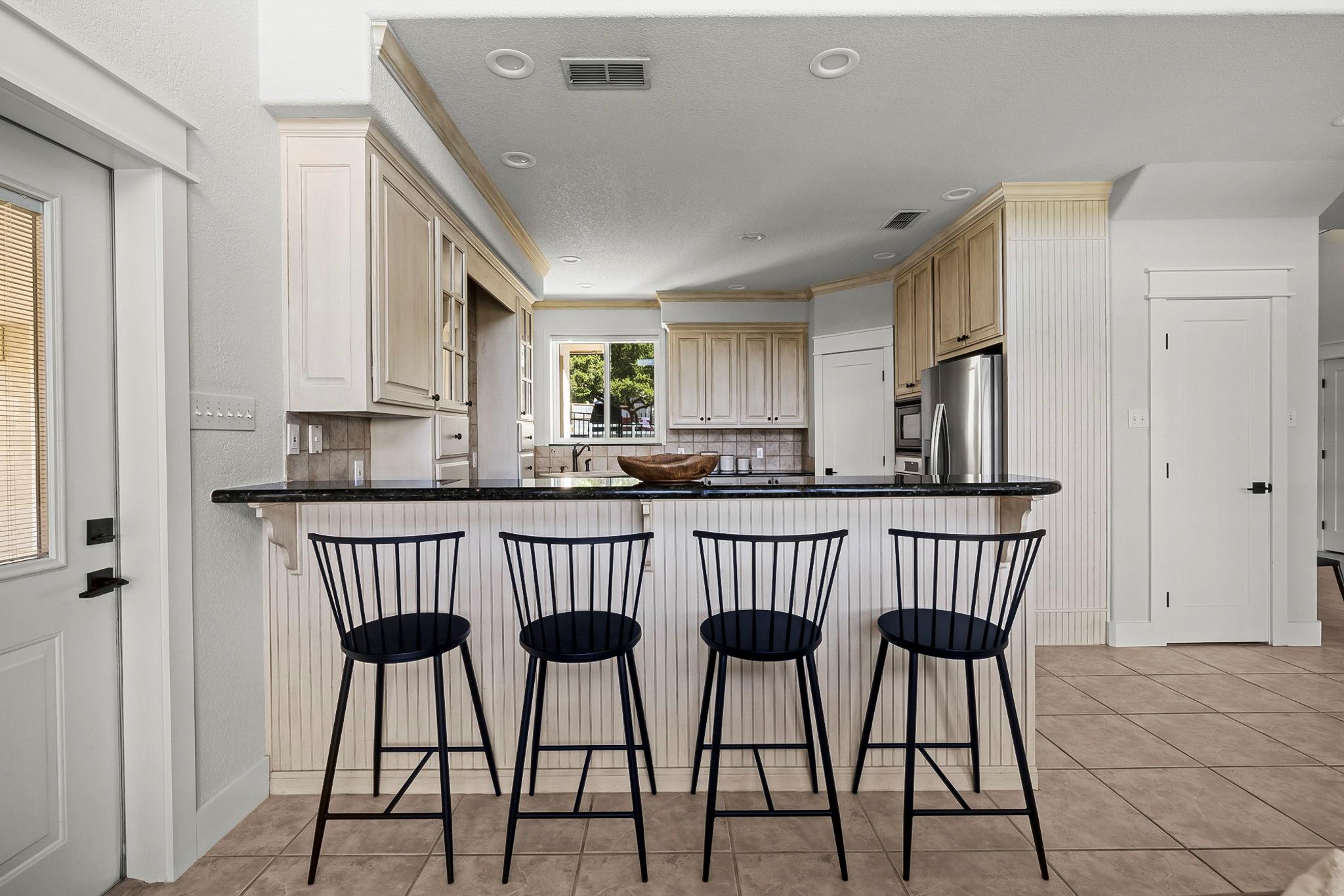 1242 STAGECOACH DR Dr, Canyon Lake, TX 78133