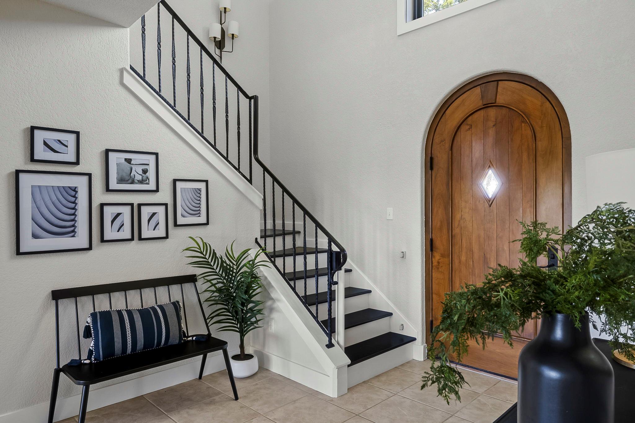 1242 STAGECOACH DR Dr, Canyon Lake, TX 78133