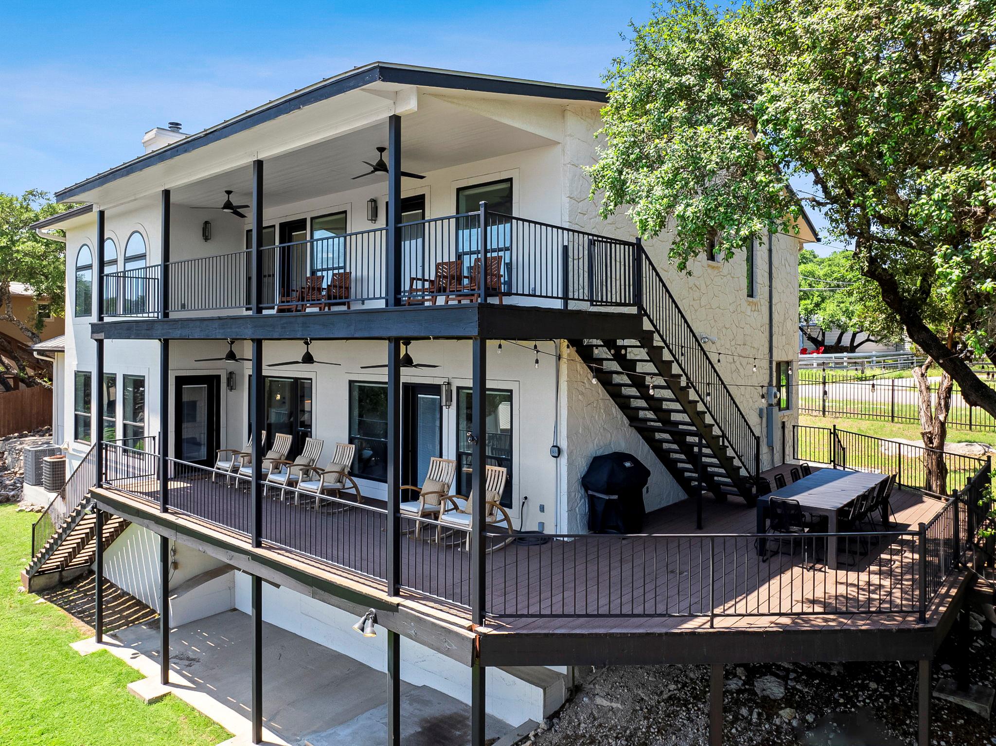 1242 STAGECOACH DR Dr, Canyon Lake, TX 78133