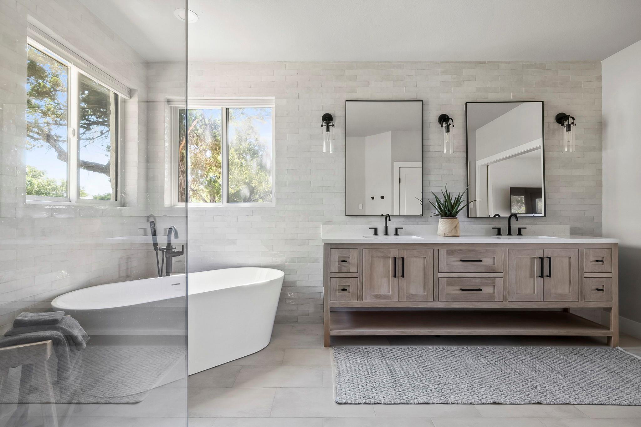 1242 STAGECOACH DR Dr, Canyon Lake, TX 78133