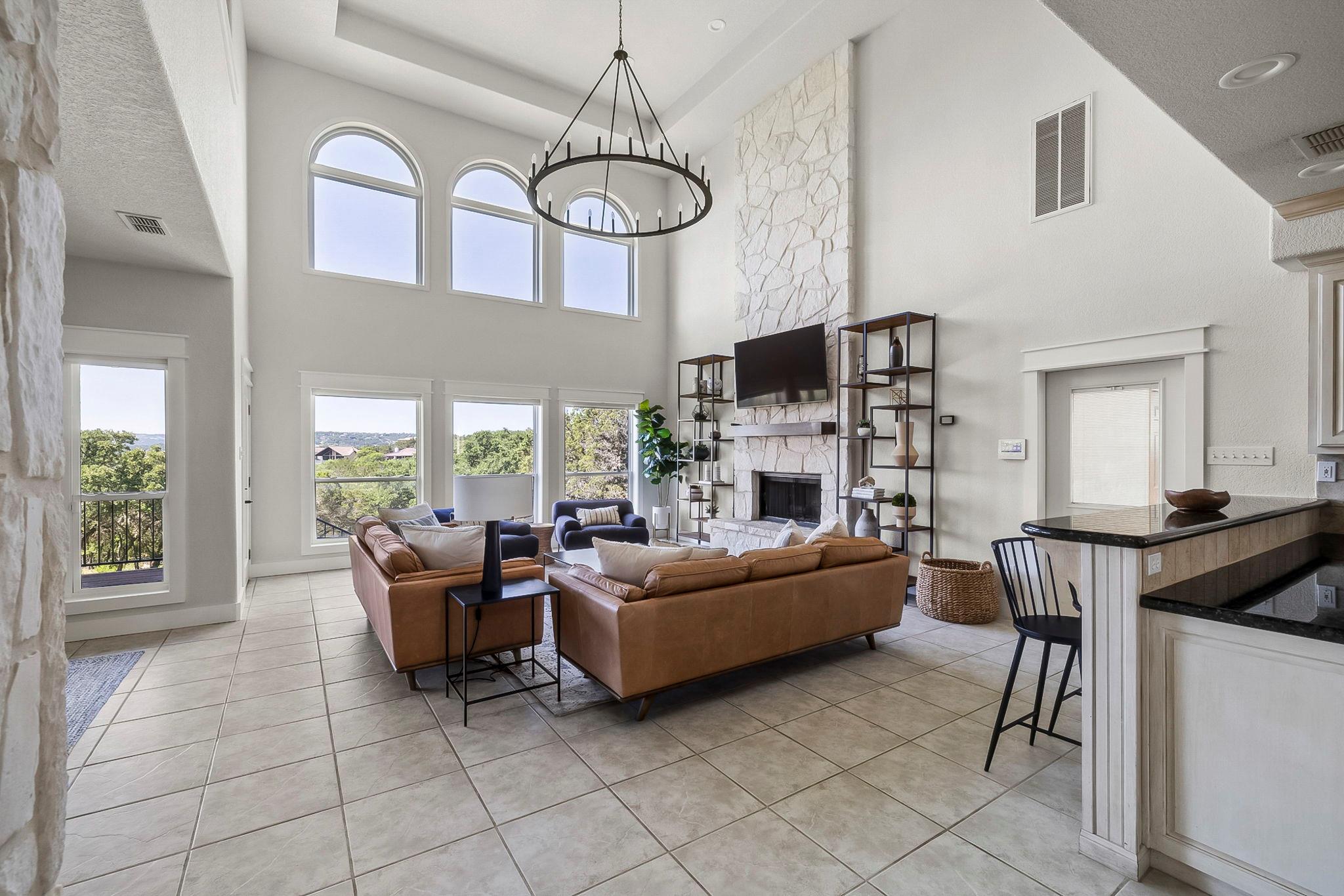 1242 STAGECOACH DR Dr, Canyon Lake, TX 78133