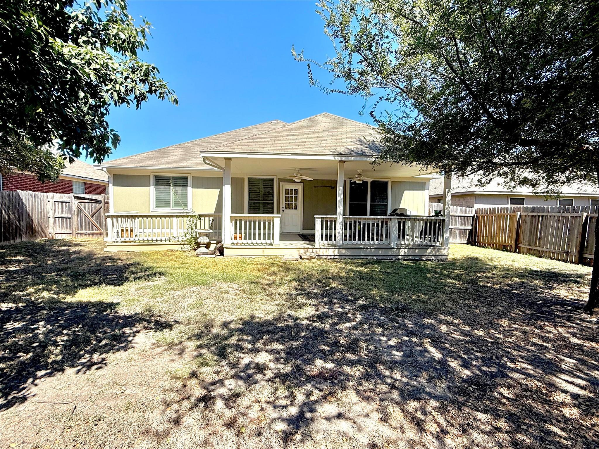 1511 Freestone Dr, Pflugerville, TX 78660