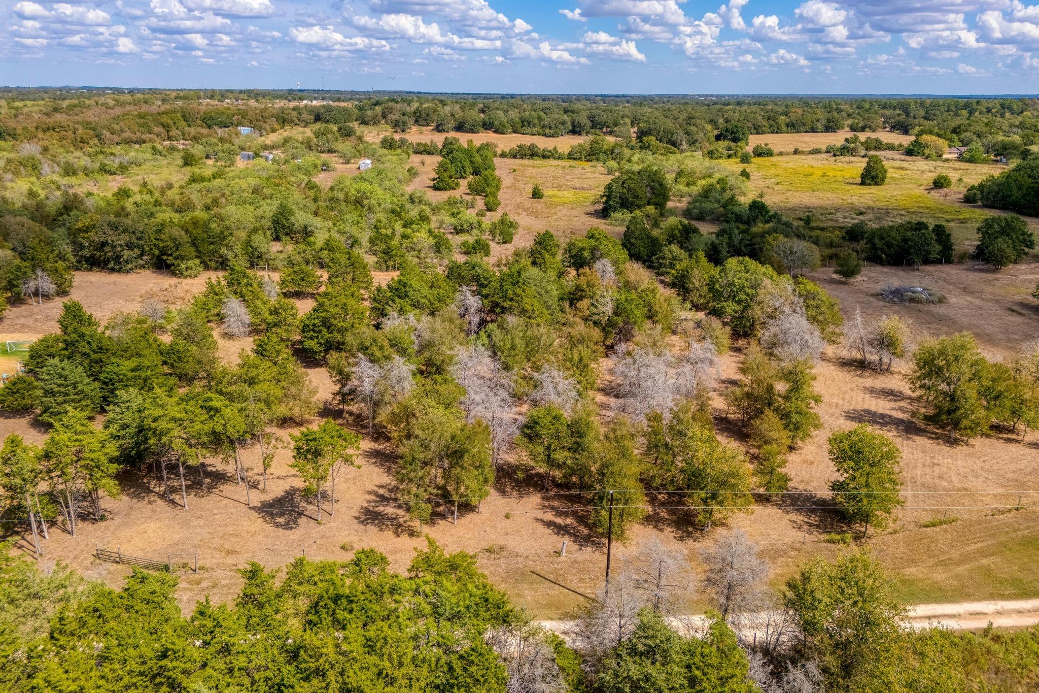1901 E State Highway 21 # B, Paige, TX 78659