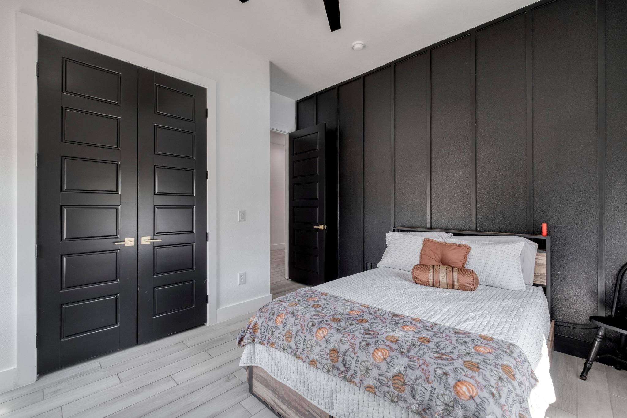 1901 E State Highway 21 # B, Paige, TX 78659