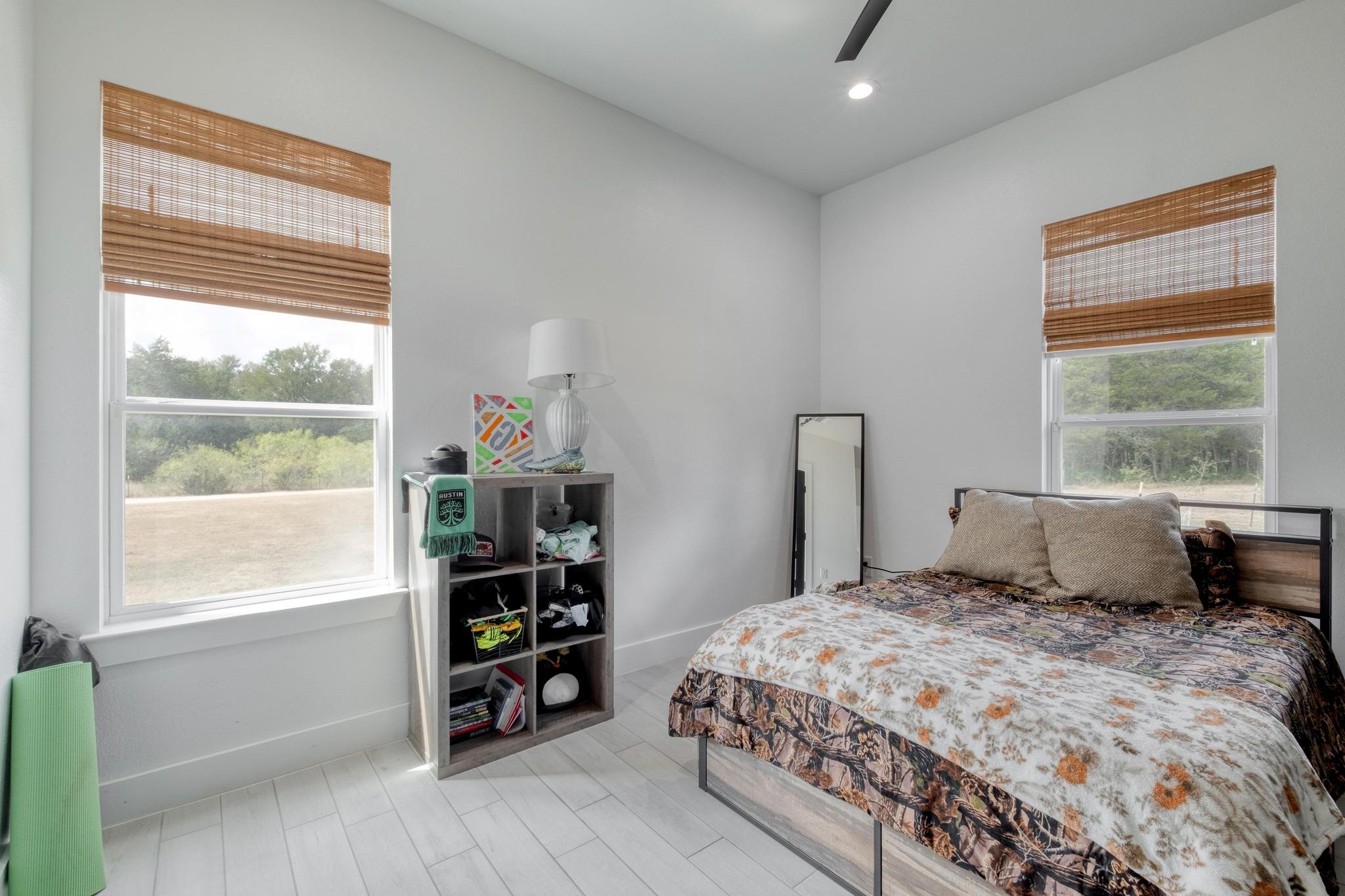 1901 E State Highway 21 # B, Paige, TX 78659