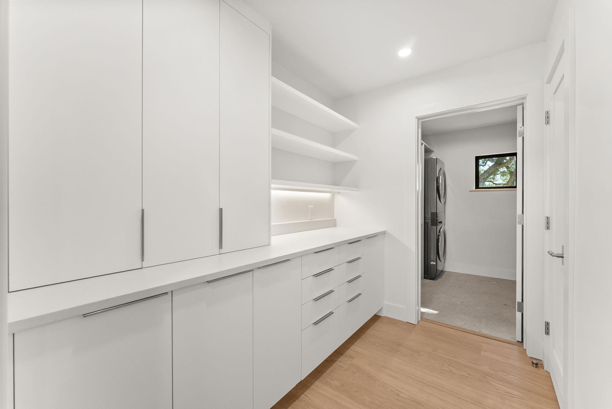 8717 South View Rd, Austin, TX 78737