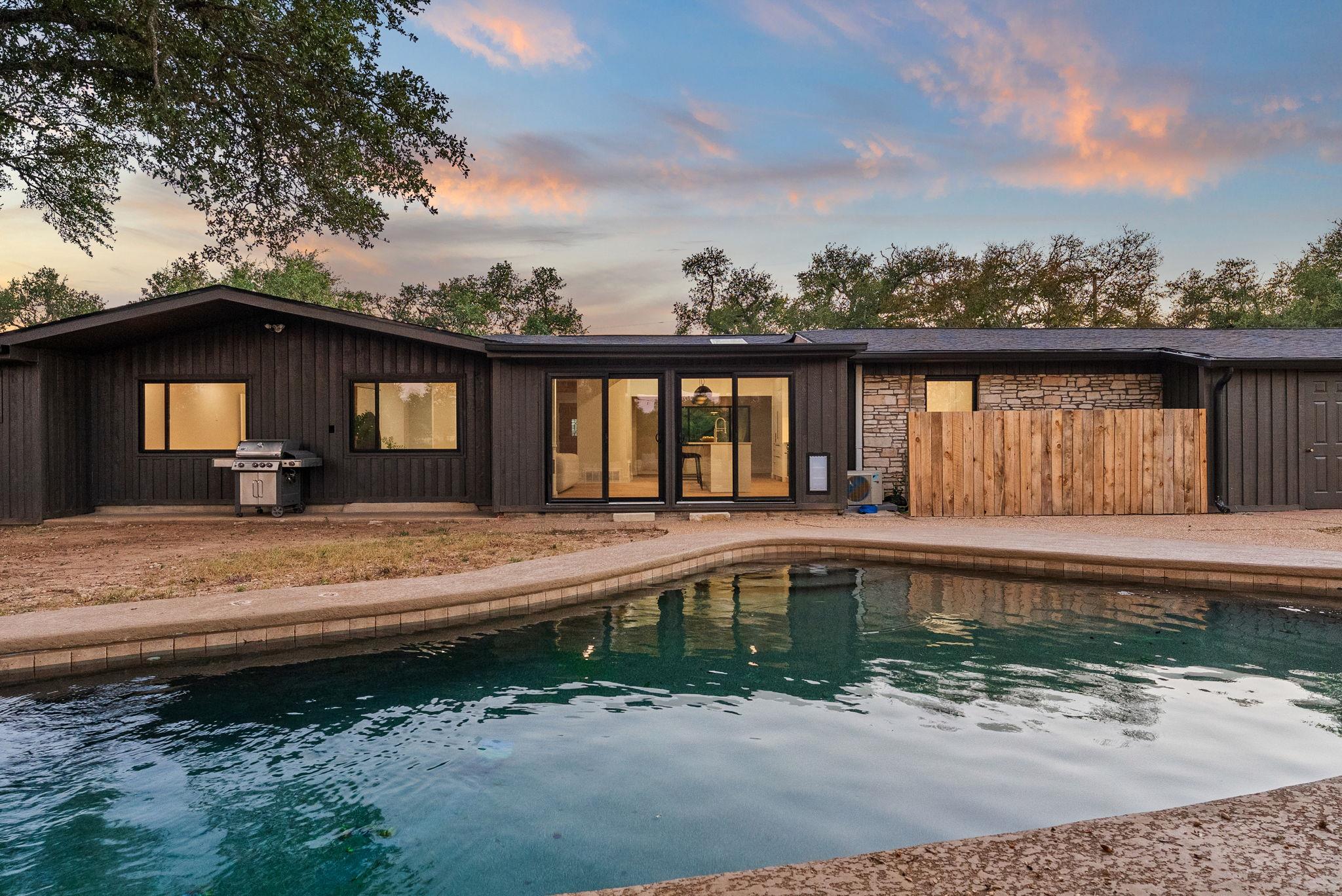 8717 South View Rd, Austin, TX 78737