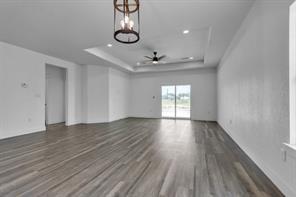 152 Lavanda Ln, Dale, TX 78616