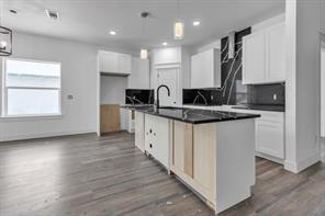 152 Lavanda Ln, Dale, TX 78616