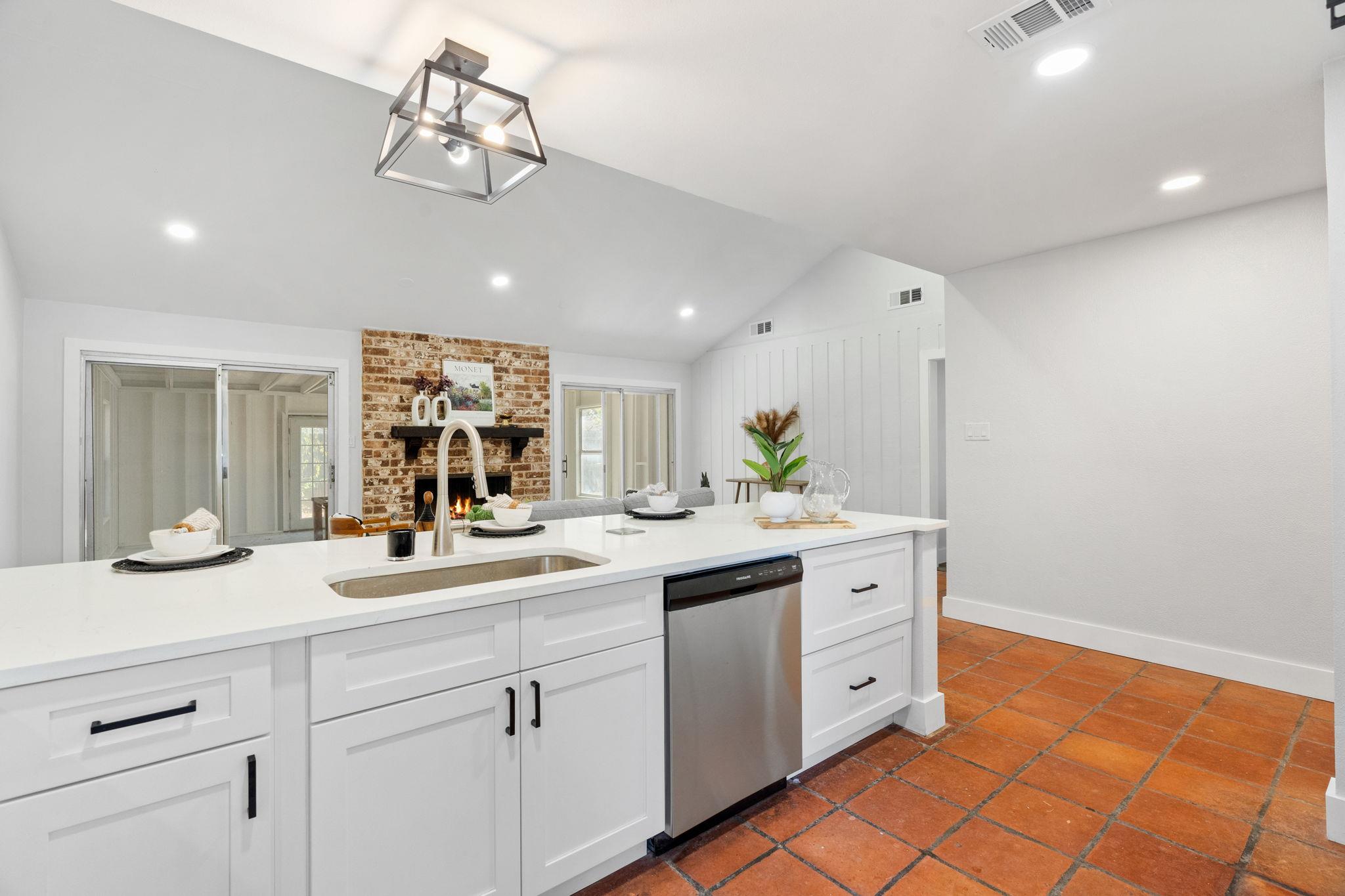 7503 Berkman Dr, Austin, TX 78752